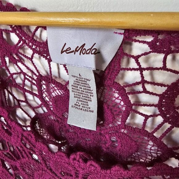 EUC LIKE NEW LE MODA APPLIQUE LACE BOATNECK CROCHET TOP SIZE LARGE - Picture 10 of 12